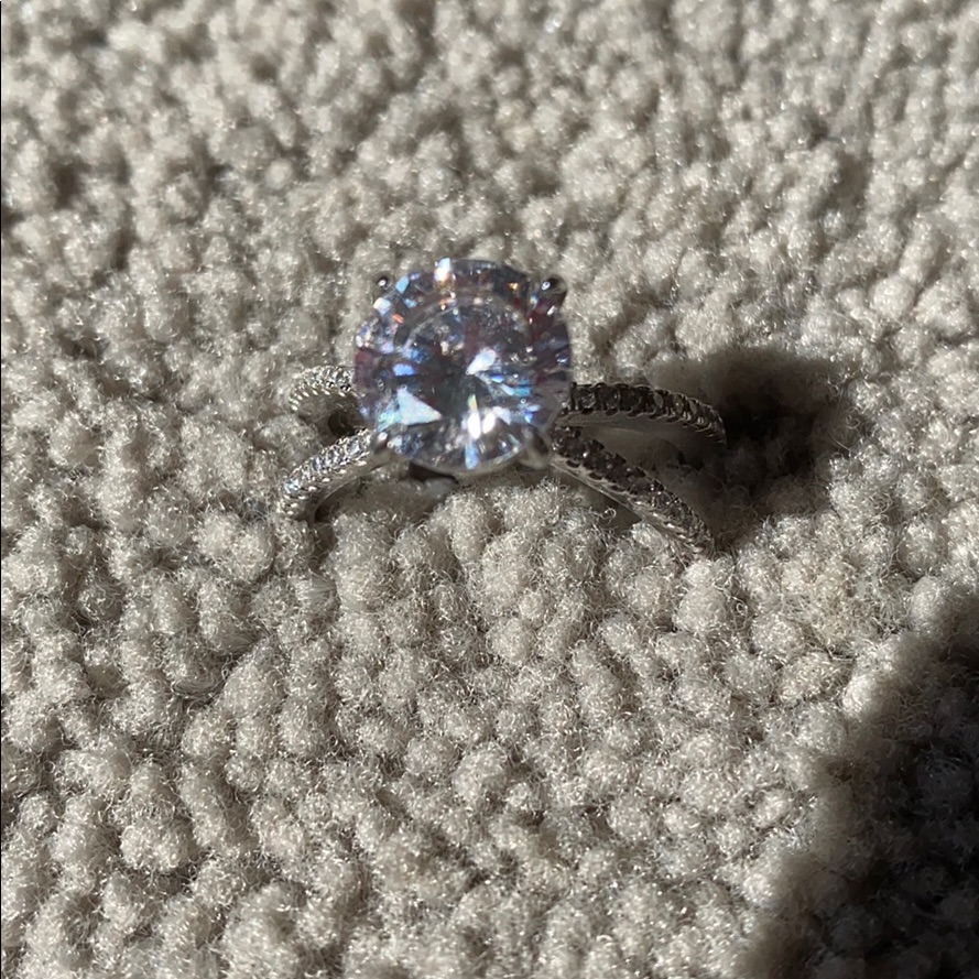 Cubic Zirconia Ring With Large Stone Size 8 19$